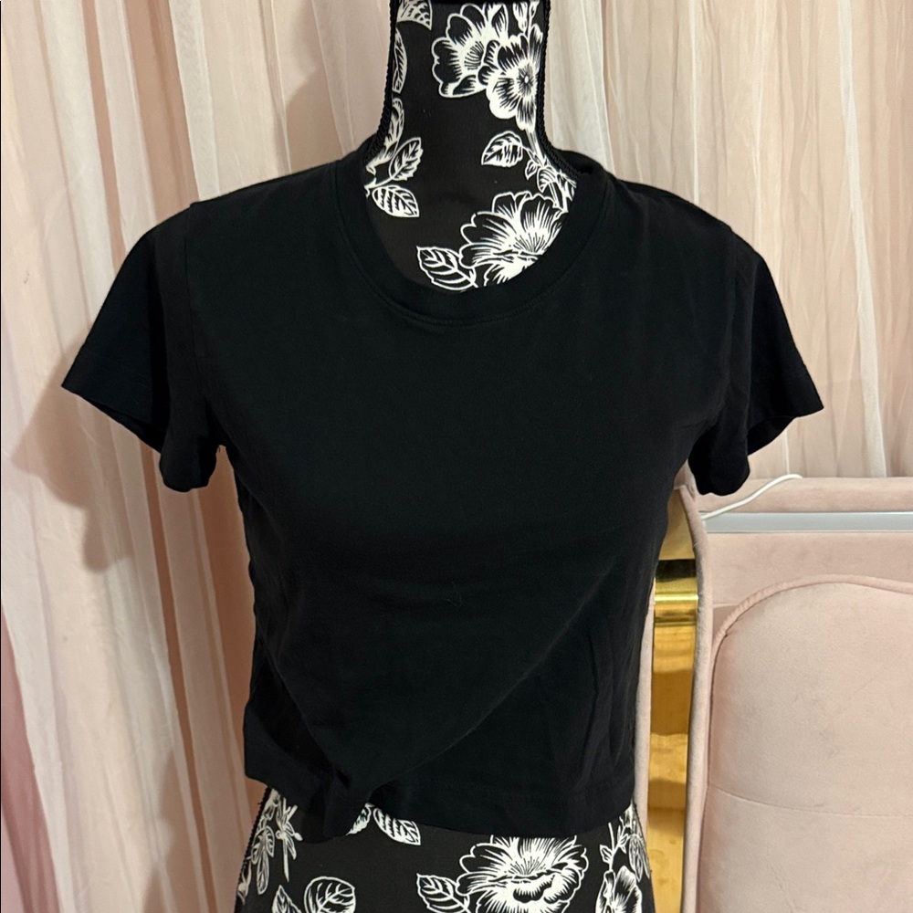 Victoria's Secret Black Crop Top